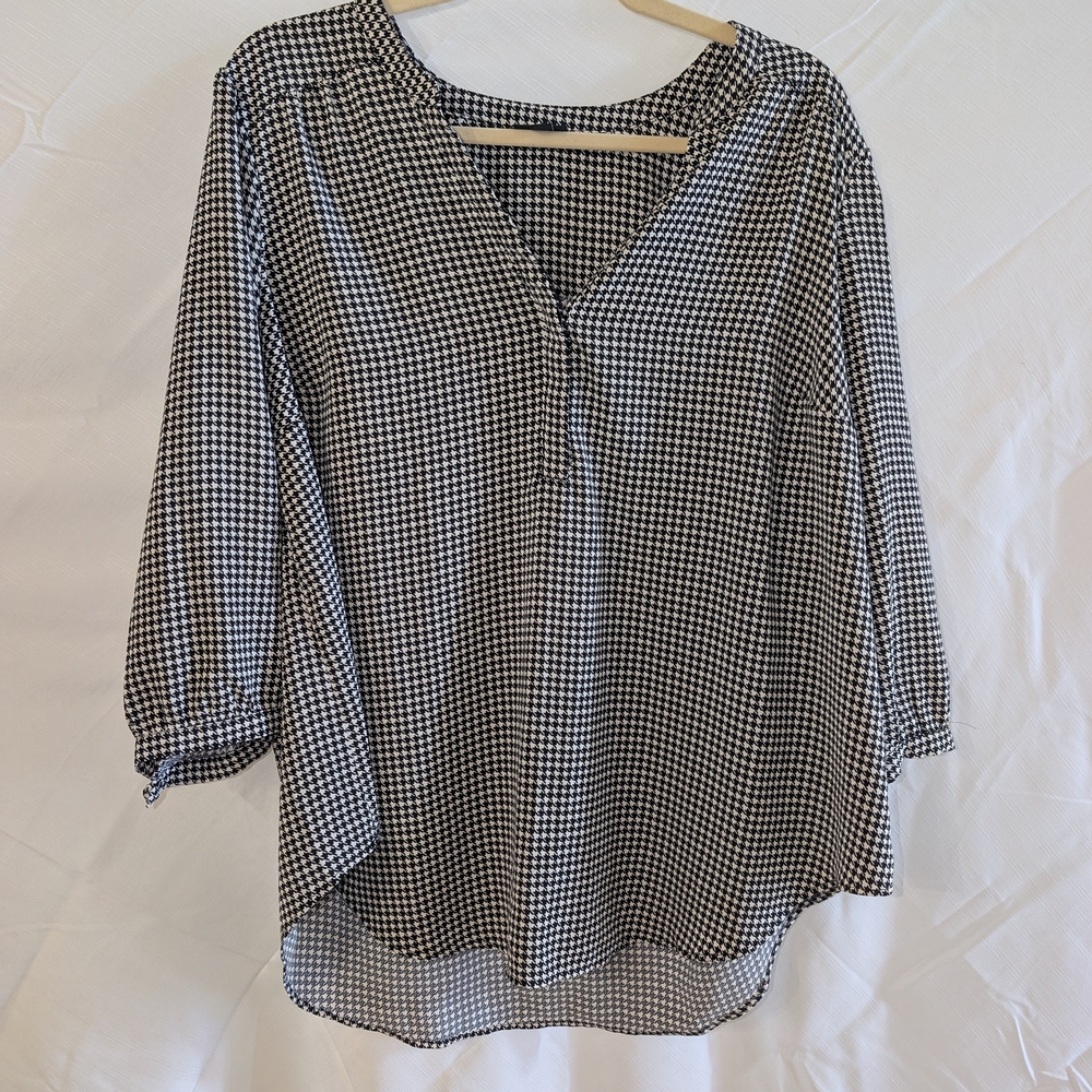 Torrid Harper 1 Black and White Houndstooth Blouse